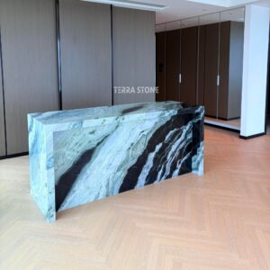 emerald green marble kitchen island